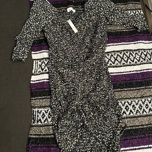 Black front scrunch floral mini dress